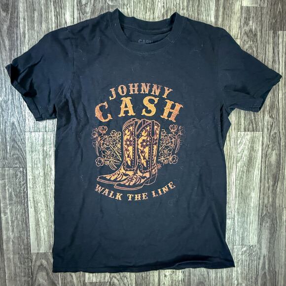 Johnny Cash Walk The Line Black Graphic Tee Boots Flowers Music Shirt M - Picture 1 of 5